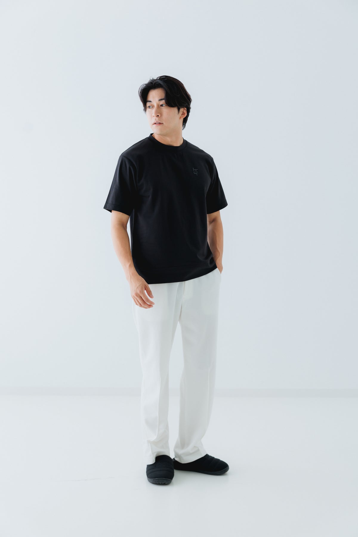 LUX TERRA Tシャツ(ブラック✕襟ホワイト/ブラック✕襟ブラック)