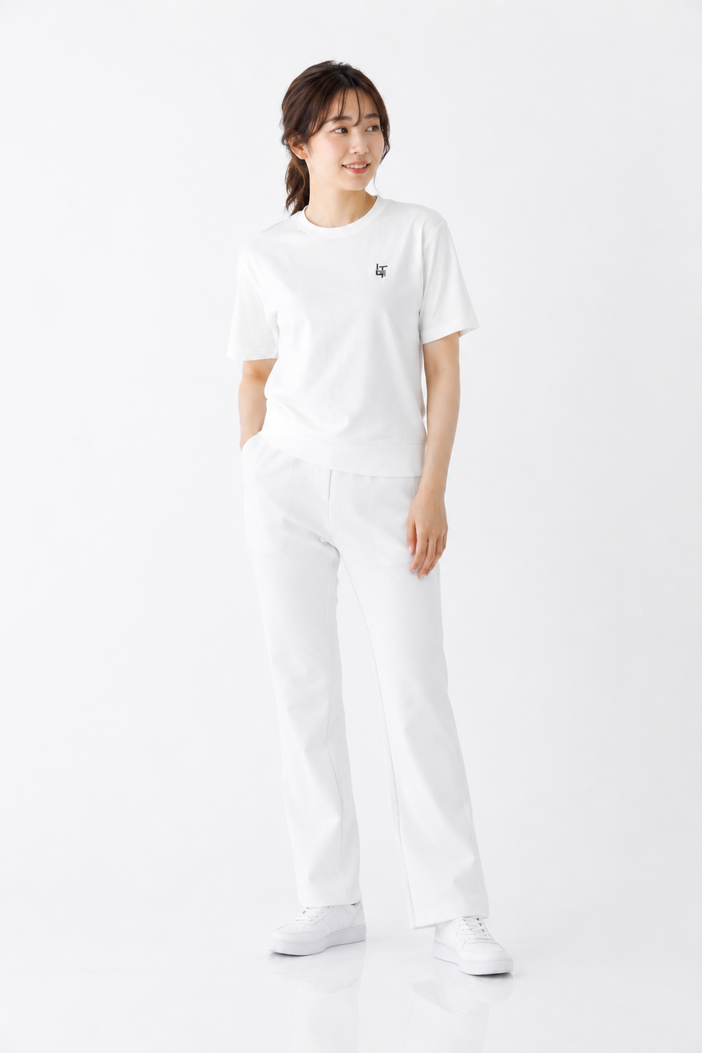 LUX TERRA Tシャツ(ホワイト✕襟ホワイト/ホワイト✕襟ブラック)